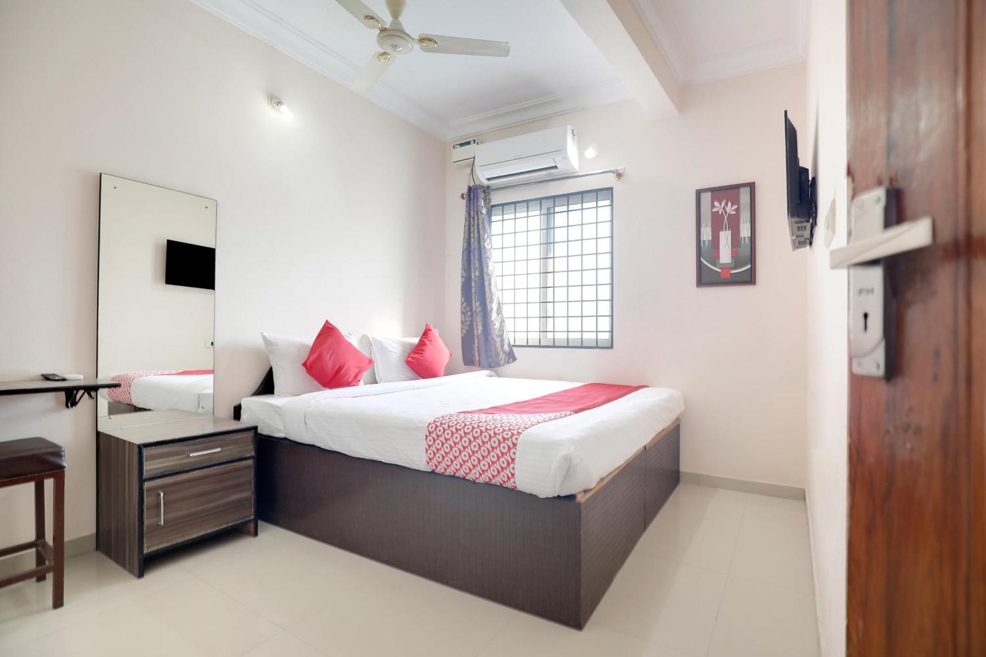 Hotel O Hotel Utsav Palace Bangalore Eksteriør billede