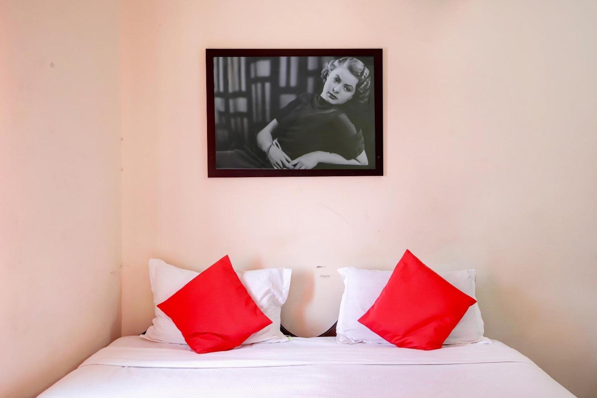 Hotel O Hotel Utsav Palace Bangalore Eksteriør billede