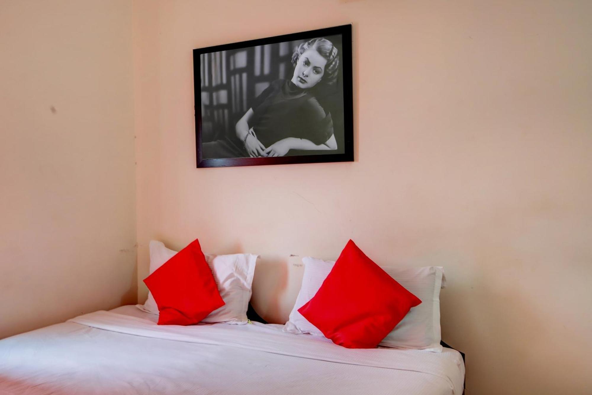 Hotel O Hotel Utsav Palace Bangalore Eksteriør billede